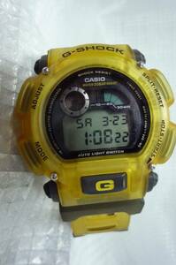 CASIO カシオ G-SHOCK ジーショック X-treme DW-9000 メンズ デジタル 腕時計 イエロー グレー電池交換済