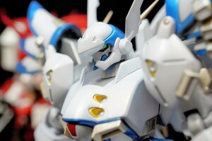 【1円～】コトブキヤ 1/144 ヴァイスリッター 塗装済み完成品