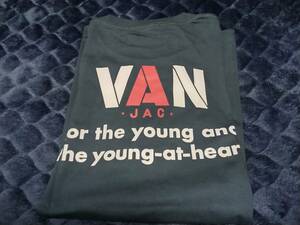 VAN JAC 　店舗限定　今期物　　半袖バックVANロゴワッペンプリントTシャツ　ネイビー　L　　新品未使用　アイビー