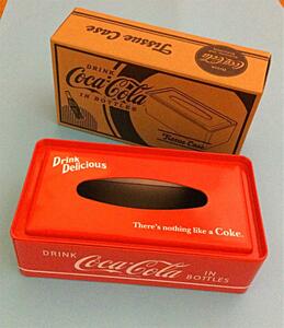 Coca-Cola コカ・コーラ ボックス ティッシュケース（レッド）インテリア雑貨 赤 ブリキ レトロ風 アメリカンダイナー アメリカン雑貨