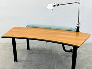 〓 ヴィトラ Vitra メトロポール Metropol ワークデスク マリオ・ベリーニ ＆ アルテミデ Artemide トロメオ デスクランプ付き イタリア