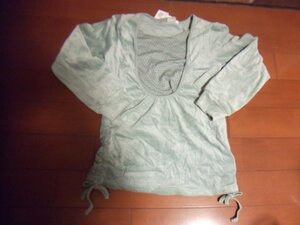 新品　 授乳服　サイズＬ　グリーン　切手可　クリックポスト発送可　マタニティ