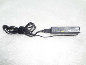 FUJITSU　ACアダプタ　FMV-AC324 16V 3.75A　メガネケーブル付き　中古動作品