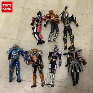 1円〜 訳あり ジャンク バンダイ S.H.Figuarts 仮面ライダーG電王、仮面ライダー ガオウ、仮面ライダー ディケイド他