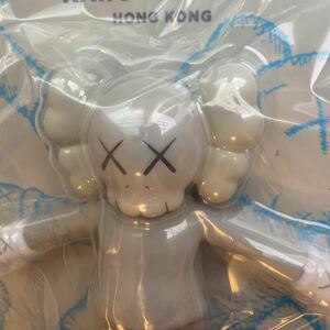 KAWS HOLIDAY Hong Kong カウズ ホリデイ 限定 フィギュア コンパニオン 香港 kaws companion tokyo first 未開封 OriginalFake グレー灰