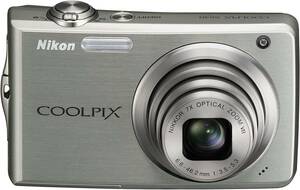 Nikon デジタルカメラ COOLPIX (クールピクス) S630 シルバー S630SL(中古品)