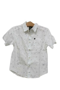 【中古】QUIKSILVER クイックシルバー　子供服 トップス 男の子 シャツ ヤシの木 サイズS