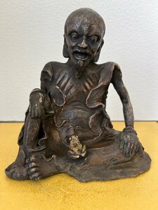 s 古銅製 羅漢坐像 蛙 中国古董仏像 佛像擺件老 仏教美術 細密彫刻 置物 人物像