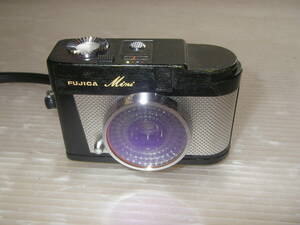 ☆ FUJICA フジカ ミニカメラ フィルムカメラ　 本体【現状品】動作未確認　ジャンク ☆