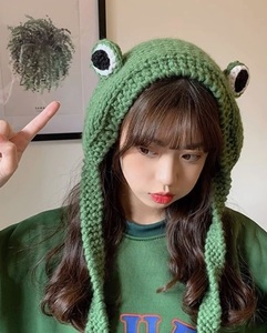 ■新品■ニット帽　【カエル】　カチュウシャ　ぼうし　レディース 冬 キャップ 防寒 ニットキャップ 蛙　 グリーン