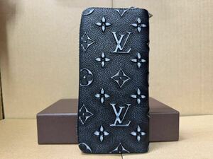 LOUIS VUITTON ジッピーウォレット・ヴェルティカル 長財布 レザー ブラック M81775