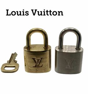 【美品 即日発送】 ルイヴィトン ゴールド シルバー パドロック 南京錠 LV Louis Vuitton チャーム キーリング ネックレス キーホルダ