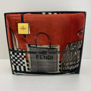 激レア【送料無料】 FENDI/フェンディ/正規品/新品未使用/ニューマイヤー毛布/アクリル100%/サイズ 140cm×210cm (165y)