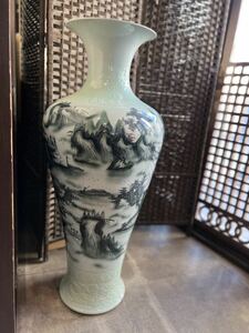 景徳鎮製陶器 花瓶 山水絵柄　店舗用＆玄関ロビー用の大きさ