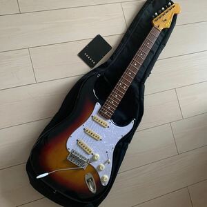 ★ Squier by Fender ★上位機種のClassic Vibe　★ブリッジをFender製に交換済み★訳あり