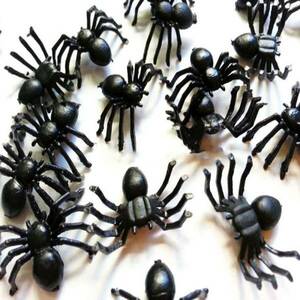 [ 50匹セット 蜘蛛 フィギュア ] 虫 くも クモ 人形 プラスチック 模型 シリコン 昆虫 ブラック 黒 おもちゃ 玩具 スパイダー プラモデル
