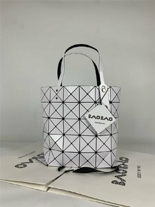 BAOBAO LUCENT バオバオ ルーセント トートバッグ 6x6 ISSEY MIYAKE ホワイト