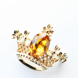 Vintage crown yellow rhinestone brooch