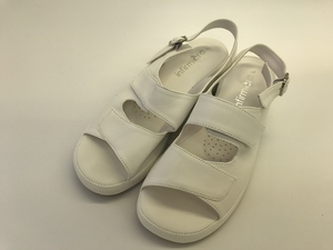 CWE1005 新品、シューズ、靴、介護、看護、サンダル、Lサイズ(23.5cm~24.0cm)、ホワイト