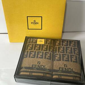 美品未使用品　FENDI フェンディ フェイスタオル ズッカ柄 FF柄　定番人気ロゴ　タオルセット ブラウン 箱付き