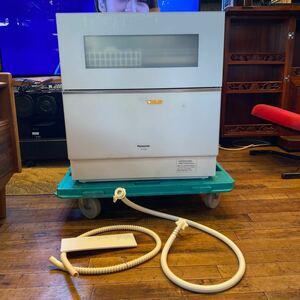 現状品 Panasonic 電気食器洗い乾燥機 NP-TZ300-W