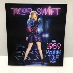 Taylor Swift テイラースウィフト パンフレット ★ Taylor Swift 1989 Tour　パンフ　写真集