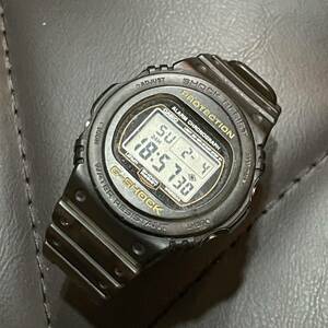 G-SHOCK DW-5750SG-8 G-SHADOW ダークグレースケルトンモデル　スティングモデル　Gショック　腕時計