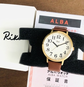 SEIKO 渡辺 力 RIKI WATANBE ウォッチ ALBA ゴールド カラー 革 ベルト デザイン 時計 好きに も リキ セイコー 共用 シェア