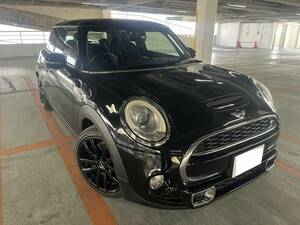 ゴールデンウィーク限定売り切り！！　車検付き！！　MINI ミニ　クーパーS 平成26年式　9.5万キロ　ブラック　F56