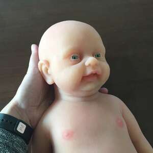全身シリコン 入浴可 リボーンドール リアル 赤ちゃん人形 トドラードール ベビードール ４6cm 高品質シリコン使用 洋服付M