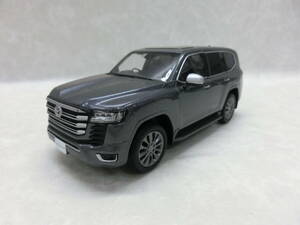 #30136 トヨタ ランドクルーザー300 グレーメタリック カラーサンプルミニカー 1/30