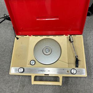 ◆昭和レトロ◆　Victor/ビクター PE-8400S 　ポータブルレコードプレーヤー 　現状中古品　ジャンク扱い