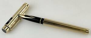 【1円出品】F0534 SHEAFFER シェーファー 万年筆 TARGA 1005 FINE ペン先 14K 585 ゴールド キャップ式 文房具 筆記具 筆記未確認