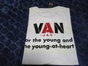 VAN JAC 　店舗限定　今期物　　半袖バックVANロゴワッペンプリントTシャツ　ホワイト　LL　　新品未使用　アイビー トラディショナル