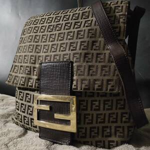 1円~【極美品】フェンディ FENDI ショルダーバッグ メンズ ビジネス メッセンジャー サコッシュ A4 PC マンマバゲット ズッキーノ FF 茶