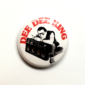 缶バッジ 2.5cm Dee dee King Deedee Ramone ラモーンズ Ramones Hip Hop