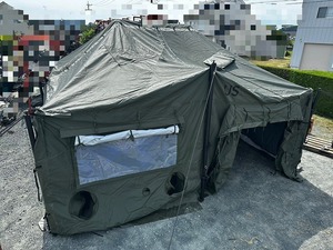 【米軍放出品】未使用品 大型テント シェルター 軍用指揮所テント ミリタリー CAMEL MGPTS 18×18FT キャンプ ８〜10人用防災 ☆CC14R