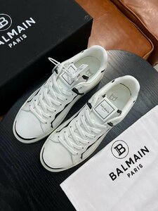 新品　BALMAIN　バルマン　メンズ　スニーカー　スポーツシューズ　39-44　サイズ選択可能　3735
