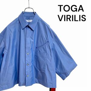 【新品】トーガビリリース タイプライター オーバーサイズ ウエスタンシャツ 46 Mトーガ TOGA メンズ シャツ ブルー オープンカラーシャツ