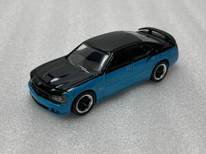 即決 グリーンライト Greenlight 1/64 カスタム ダッジ チャージャー Custom 2006 Dodge Charger SRT8 黒青ツートン 中古品 希少 絶版