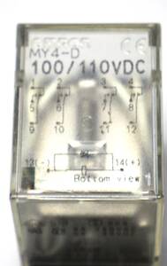リレー：　MY4-D，DC100/110V　4回路 2接点　3個組