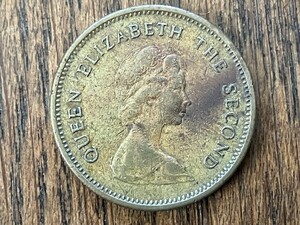 香港　50セント　硬貨　銅貨　クイーン・エリザベス女王　2世　1977年　径2.24cm　厚1.7mm　5g　使用品　DIY　送料無料