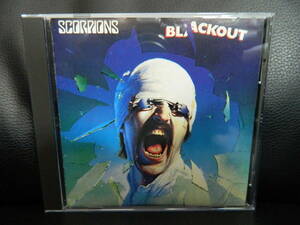 (36)　 SCORPIONS　　/　 　BLACKOUT　　　日本盤　 　 ジャケ、経年の汚れあり