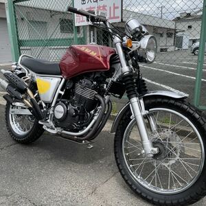 新車並低走行 SWM シルバーベース400 R3年式 930km 極上美車 スクランブラー 全国配送売切 検)CB250R SR400 GB350S NX 400X G310 DUKE W400