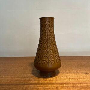 vintage vase Japan 花瓶 アンティーク レトロ 昭和 北欧 デンマーク ミッドセンチュリー 生花 鋳物 一輪挿し置物
