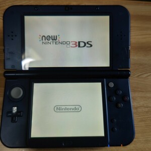 中古　Nintendo New 3DS 初期化済み　本体のみ　箱取説無し　バッテリー大容量タイプ？