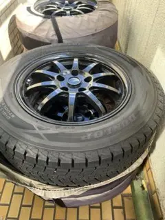 スタッドレスタイヤ　ダンロップ　ウィンターマックスSJ8 215/65R 16