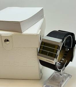 箱付　DIESEL ディーゼル DZ-7071　デジタル　メンズ クォーツ 腕時計