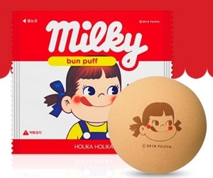 【新品・未使用】ホリカホリカ　HOLIKA HOLIKA　パンパフ　パフ　ペコちゃん　韓国コスメ　