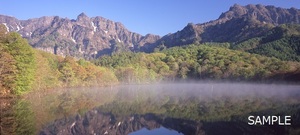 あの山の写真 / 初夏の鏡池と戸隠連峰　画像サイズ：約208×462mm